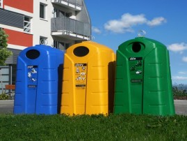 Polyethyleen containers (voor gesorteerde inzameling)